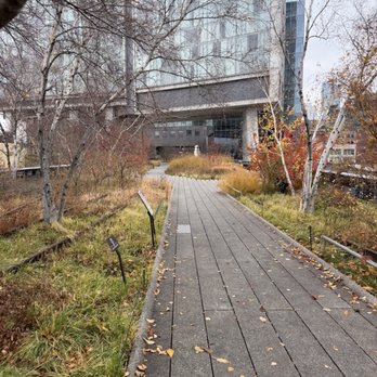 The High Line - Parks Near Me - New York, New York