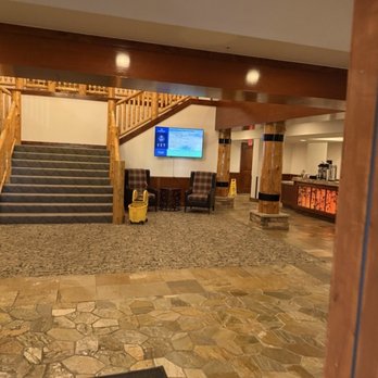 WorldMark West Yellowstone - The lobby. Reception and convenience store are to the left. - Hotels Near Me - West Yellowstone, Montana WorldMark West Yellowstone - The lobby. Reception and convenience store are to the left. - Hotels Near Me - West Yellowstone, Montana