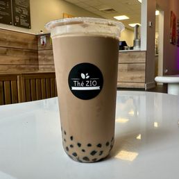 Classic milk tea with tapioca bubbles, creamy style. Classic milk tea with tapioca bubbles, creamy style.