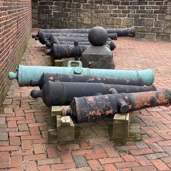 Fort McHenry - Landmarks & Historical Buildings Near Me - Baltimore, Maryland
