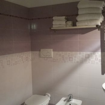 Hotel del Mare - Nice bathroom facilities in rooms. - Hotels Near Me - Fiumicino, RM