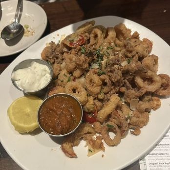 Joe’s on Newbury - Crispy Calamari - American Near Me - Boston, Massachusetts