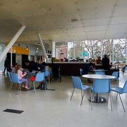 Cloud Bistro - Cafe/seating