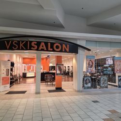 Vski Salon - Front of salon