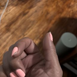 Chipped nails less than an hour after leaving?! Oh no! Chipped nails less than an hour after leaving?! Oh no!
