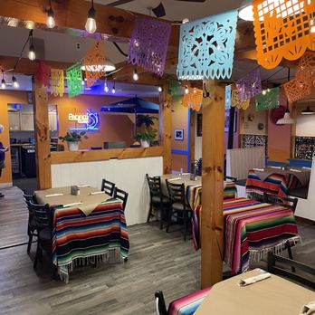 Gusanoz Mexican Restaurant - Dining area - Mexican Near Me - Lebanon, New Hampshire Gusanoz Mexican Restaurant - Dining area - Mexican Near Me - Lebanon, New Hampshire
