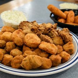 Fried oysters and scallops with okra. So. Very. Brown.