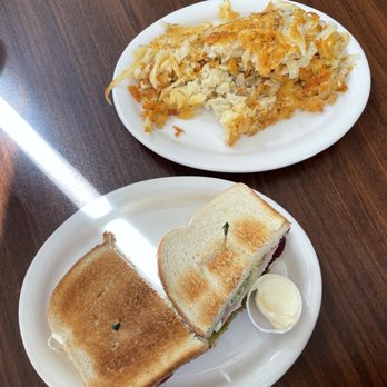 B Simple - Wecked with Hash Browns - Breakfast & Brunch Near Me - Prescott, Arizona