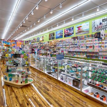 WORLD OF SMOKE & VAPE - HOLLYWOOD - Updated June 2026 - 17 Photos - 1911  Hollywood Blvd, Hollywood, Florida - Head Shops - Phone Number