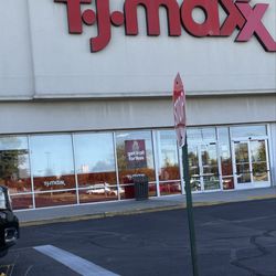 Tj Maxx - Outside entrance