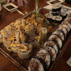 Kemosabe Sushi - Happy hour sushi roll 530