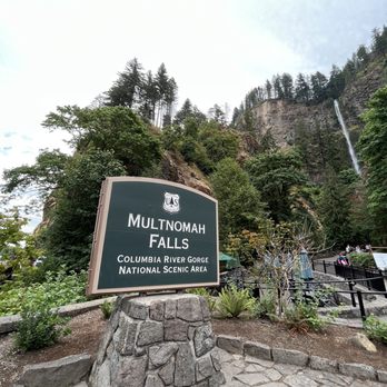 Multnomah Falls - Hiking Near Me - Bridal Veil, Oregon