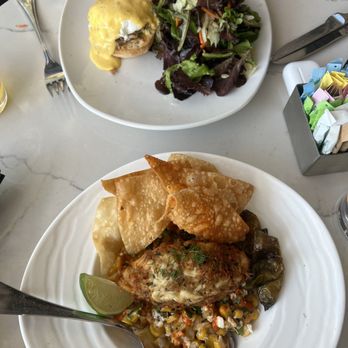 Silver Social - Crab cake and Cuban eggs Benedict - New American Near Me - Washington, DC, District of Columbia