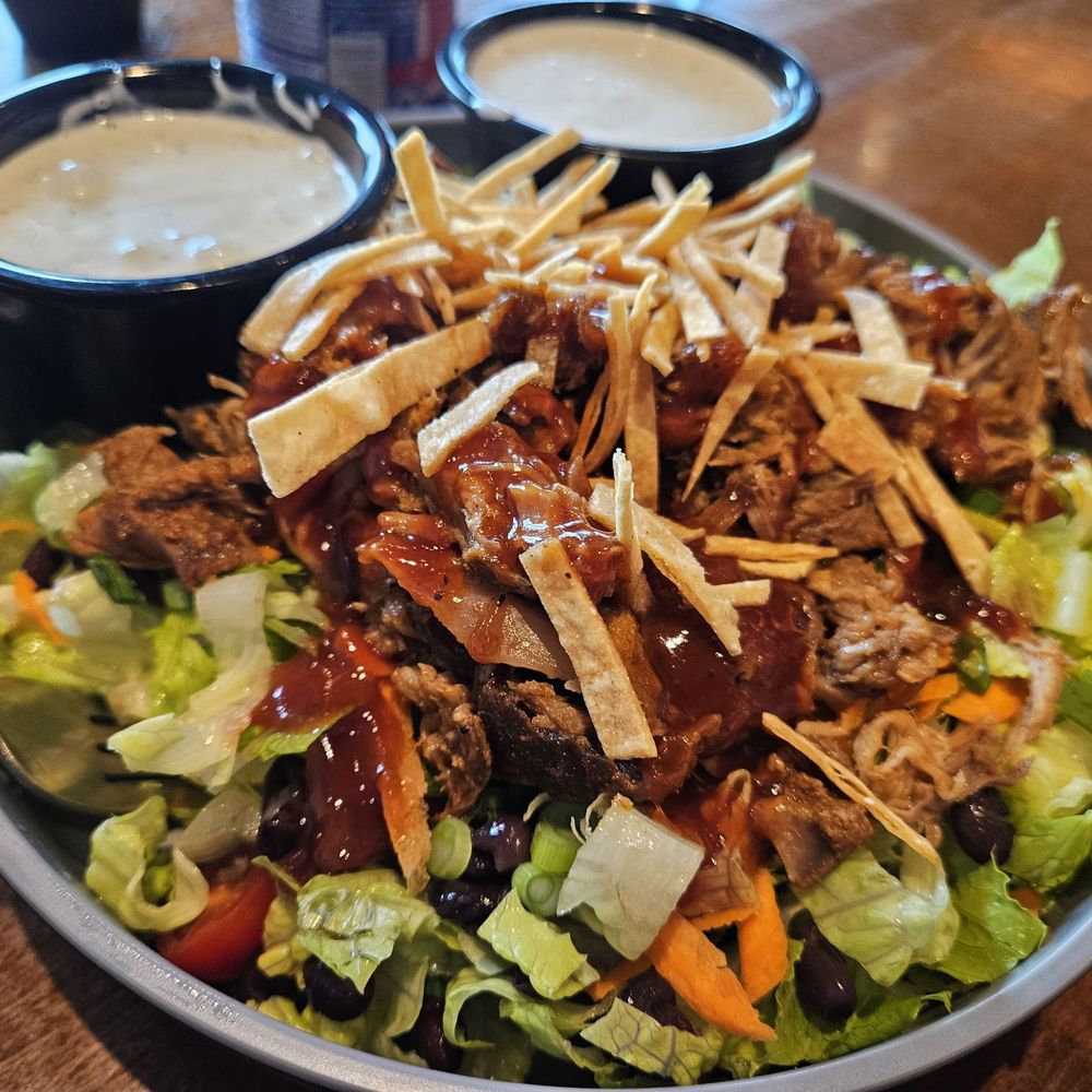 Morro Grill - BBQ Salad with pulled pork - American Near Me - Morro Bay, California