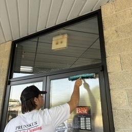 Exterior photo of Prunskus Window Cleaning - Glendale, Wisconsin Exterior photo of Prunskus Window Cleaning - Glendale, Wisconsin