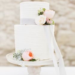 Dreamworld Cakes Patisserie - Semi naked wedding cake Northumberland