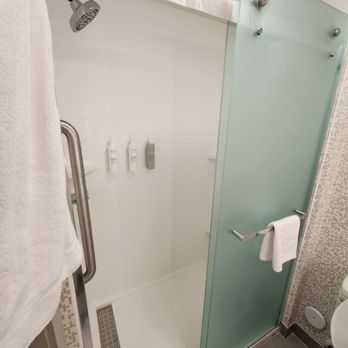 Home2 Suites by Hilton Dalton - Fantastic shower - Hotels Near Me - Dalton, Georgia Home2 Suites by Hilton Dalton - Fantastic shower - Hotels Near Me - Dalton, Georgia