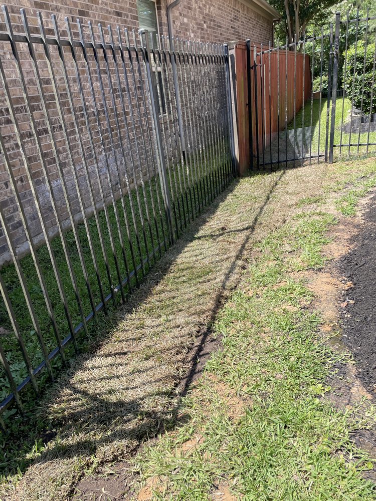 FAUST LANDSCAPING Updated July 2024 9090 Marigold, Willis, Texas