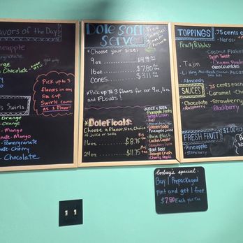 Pineapple Lagoon - Ice Cream & Frozen Yogurt Near Me - Garden Grove, California