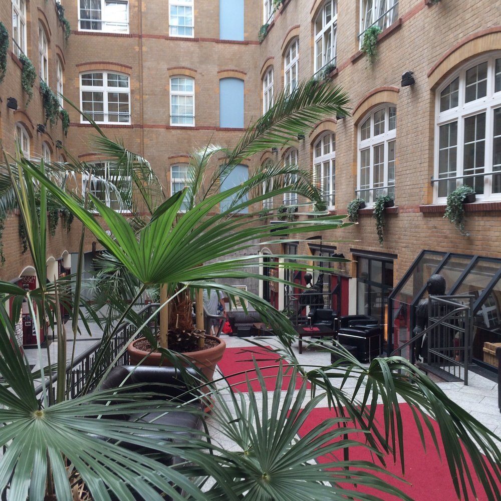Backpacker Apartment Hostel Singer109 - Lobby - Hotels Near Me - Berlin, BE