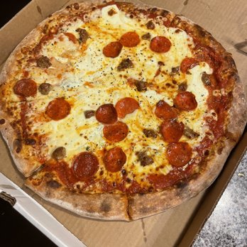 Pink's Pizza - A wet mess of a pizza ... id rather have dominos for $6 - Pizza Near Me - Houston, Texas