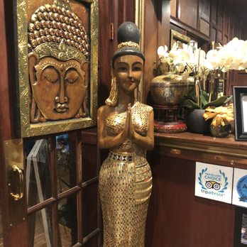 Bangkok Thyme - Decorations - Thai Near Me - Atlanta, Georgia
