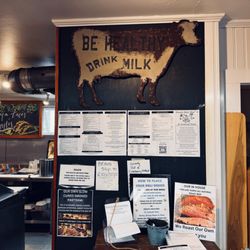 Woods Hole Market & General Store - Inside