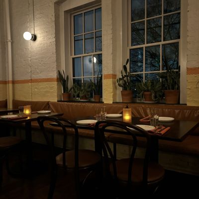 Jaffa Bar by null