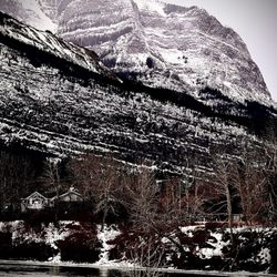 Beamer’s Coffee Bar - A river runs through it - Exshaw