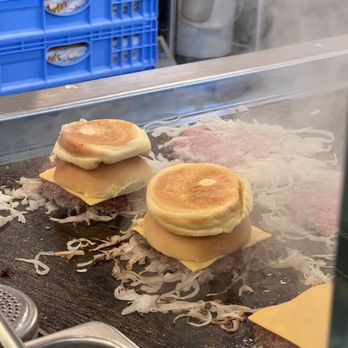 Hamburger America - Burgers Near Me - New York, New York