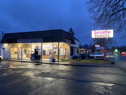 Sesame Donuts by null