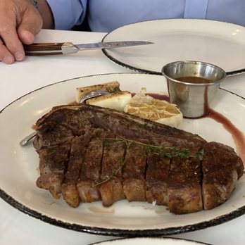 Avalon Beach House - NY sirloin - Cocktail Bars Near Me - Delray Beach, Florida Avalon Beach House - NY sirloin - Cocktail Bars Near Me - Delray Beach, Florida