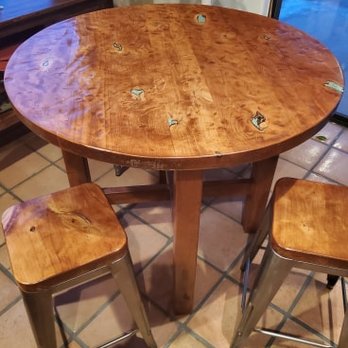 Bm custom Woodworks - Carpenters Near Me