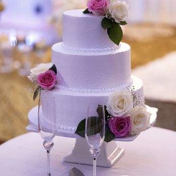 Abi's Grocery Panaderia - Wedding cake, tres leches - Bakeries Near Me - Harrisonburg, Virginia Abi's Grocery Panaderia - Wedding cake, tres leches - Bakeries Near Me - Harrisonburg, Virginia