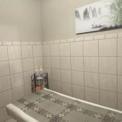 Shangri-La Massage & Spa