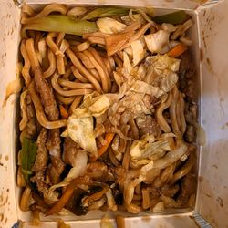 China Wong - Beef Lo Mein