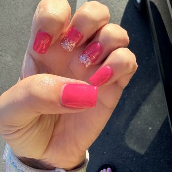 Polished Nails & Spa - My other hand - Nail Salons Near Me - Napa, California