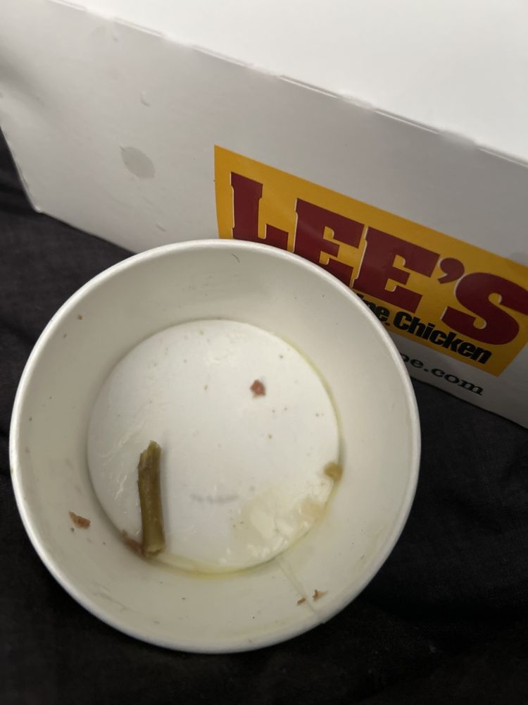 Food from Lee's Famous Recipe Chicken