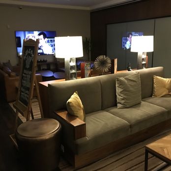 JW Marriott Houston Downtown - Griffen Lounge - Hotels Near Me - Houston, Texas JW Marriott Houston Downtown - Griffen Lounge - Hotels Near Me - Houston, Texas