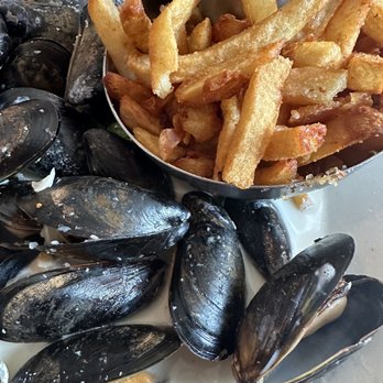 Point Brugge Café - Moules Frites Dinner in white wine - Belgian Near Me - Pittsburgh, Pennsylvania Point Brugge Café - Moules Frites Dinner in white wine - Belgian Near Me - Pittsburgh, Pennsylvania