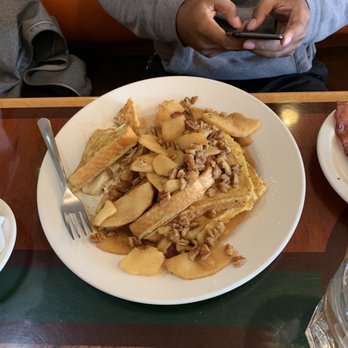 Maple N Jams Cafe - Apple Pecan stuff waffles - American Near Me - Burbank, Illinois