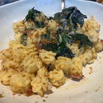 Dos Olivos Market - Truffle Mac N' Cheese - Specialty Food Near Me - Buda, Texas