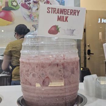 Agua Cabana - Strawberry milk - Juice Bars & Smoothies Near Me - Los Angeles, California Agua Cabana - Strawberry milk - Juice Bars & Smoothies Near Me - Los Angeles, California