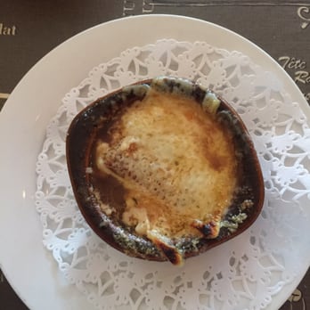 Bistro Moulin - French Onion soup - Wine Bars Near Me - Monterey, California Bistro Moulin - French Onion soup - Wine Bars Near Me - Monterey, California