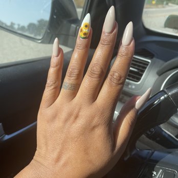 Holly Nails & Spa - Nail Salons Near Me - Riverside, California Holly Nails & Spa - Nail Salons Near Me - Riverside, California