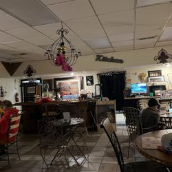 Danni's New Orleans Eatery
