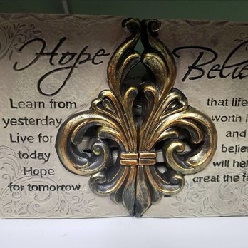 Vivian’s Decor & Gifts - Gift Shops Near Me - Broussard, Louisiana Vivian’s Decor & Gifts - Gift Shops Near Me - Broussard, Louisiana