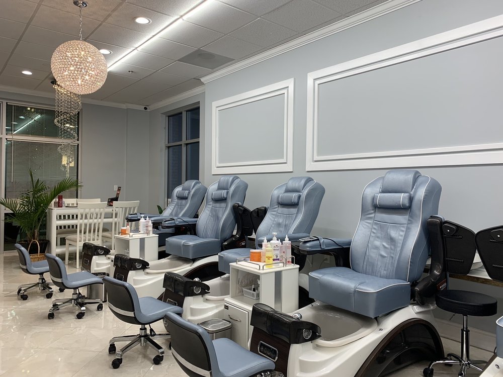 VIP NAILS 12 Reviews 15033 Ballancroft Pkwy, Charlotte, North