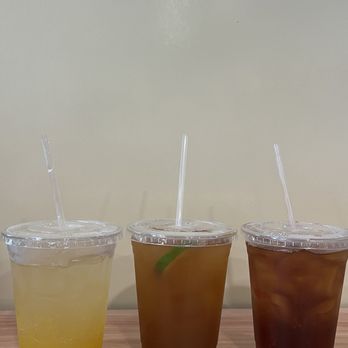 Fluffy Fluffy - mango refresher, peachy lime oolong tea, strawberry rose tea - Desserts Near Me - Frisco, Texas