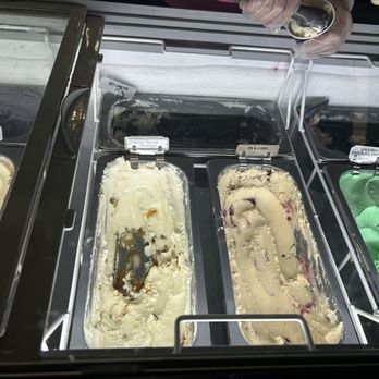 Forever Sweet Creamery - More crazy delicious ice cream! - Ice Cream & Frozen Yogurt Near Me - Paducah, Kentucky Forever Sweet Creamery - More crazy delicious ice cream! - Ice Cream & Frozen Yogurt Near Me - Paducah, Kentucky